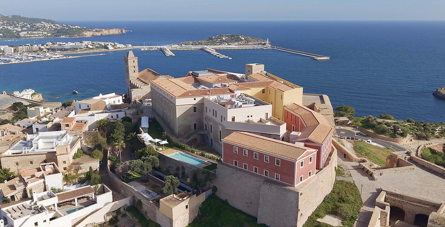 hotel parador in ibiza opens